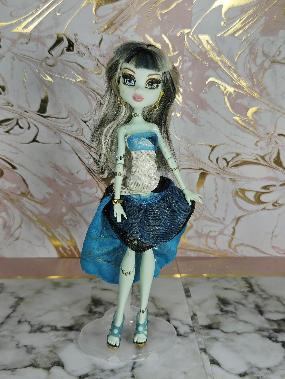 Monster High 13 Wishes Haunt The Casbah Frankie Loose Hips
